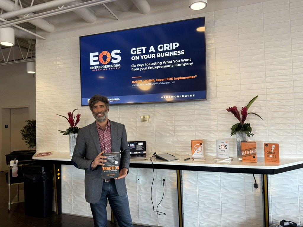 Daniel Moshe presenting his EOS workshop 'Get a Grip on Your Business'